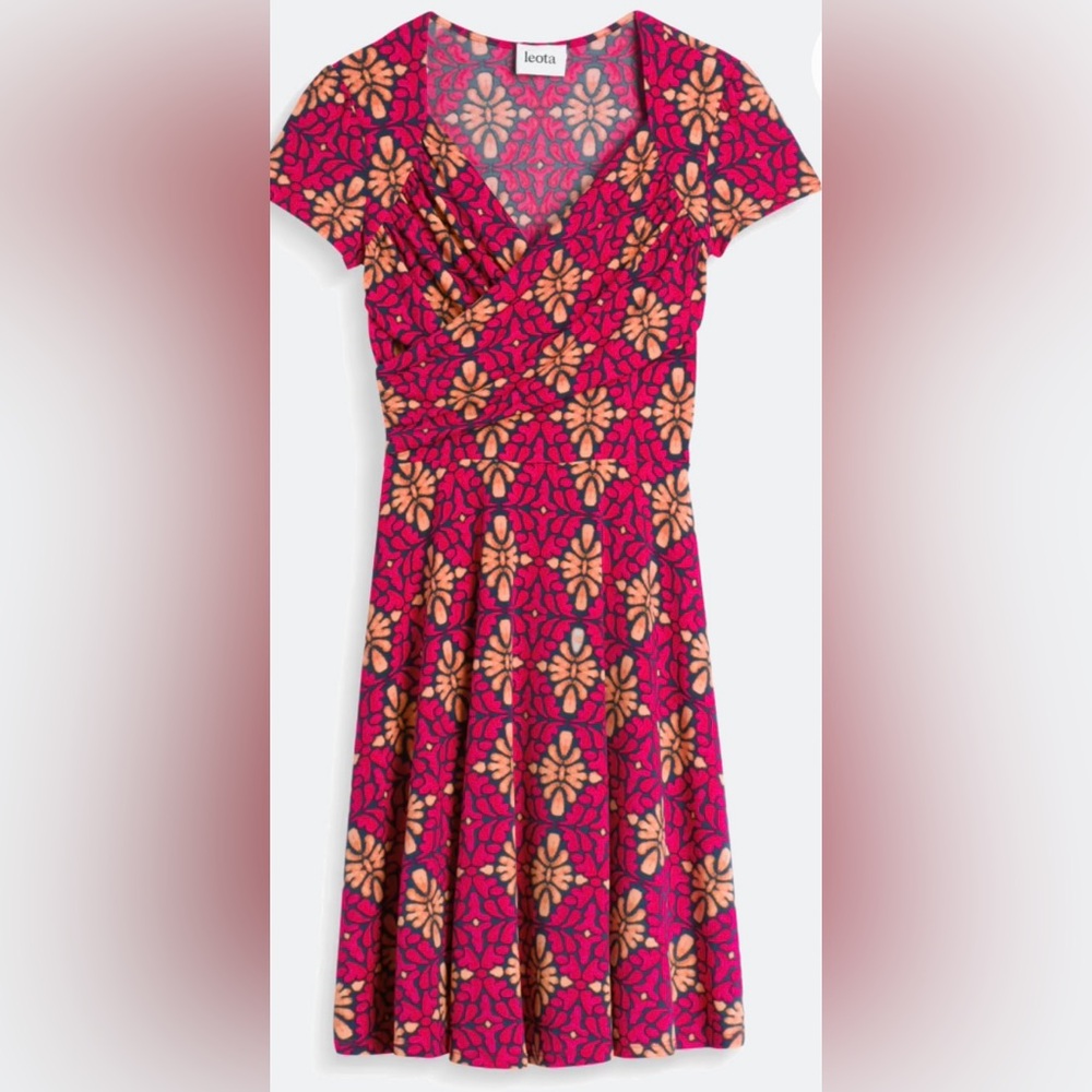 Leota red multi color mock wrap top dress. From stitch fix. Size M. NWT
